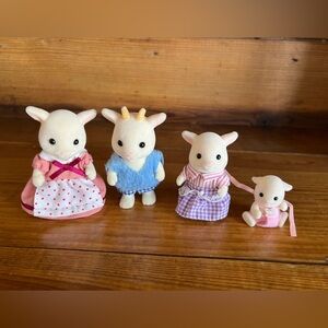 Calico Critters Goat family of 4